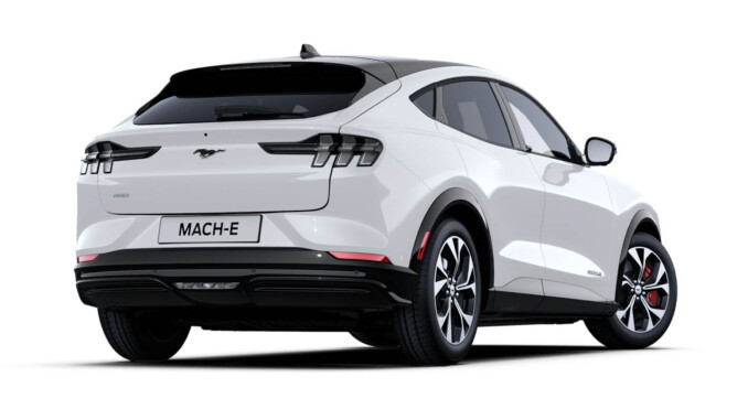 Ford Mustang Mach-E 272kW Premium 91kWh AWD 5dr Auto Electric Estate - Image 3